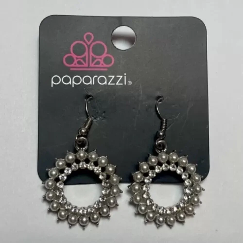 Paparazzi Must Love Diamonds Dangle Hoop Hook Fashion Diamond Pearl Earrings NWT